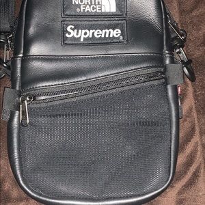 Supreme northface bag